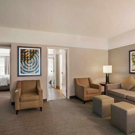 Embassy Suites Brunswick Esterno foto