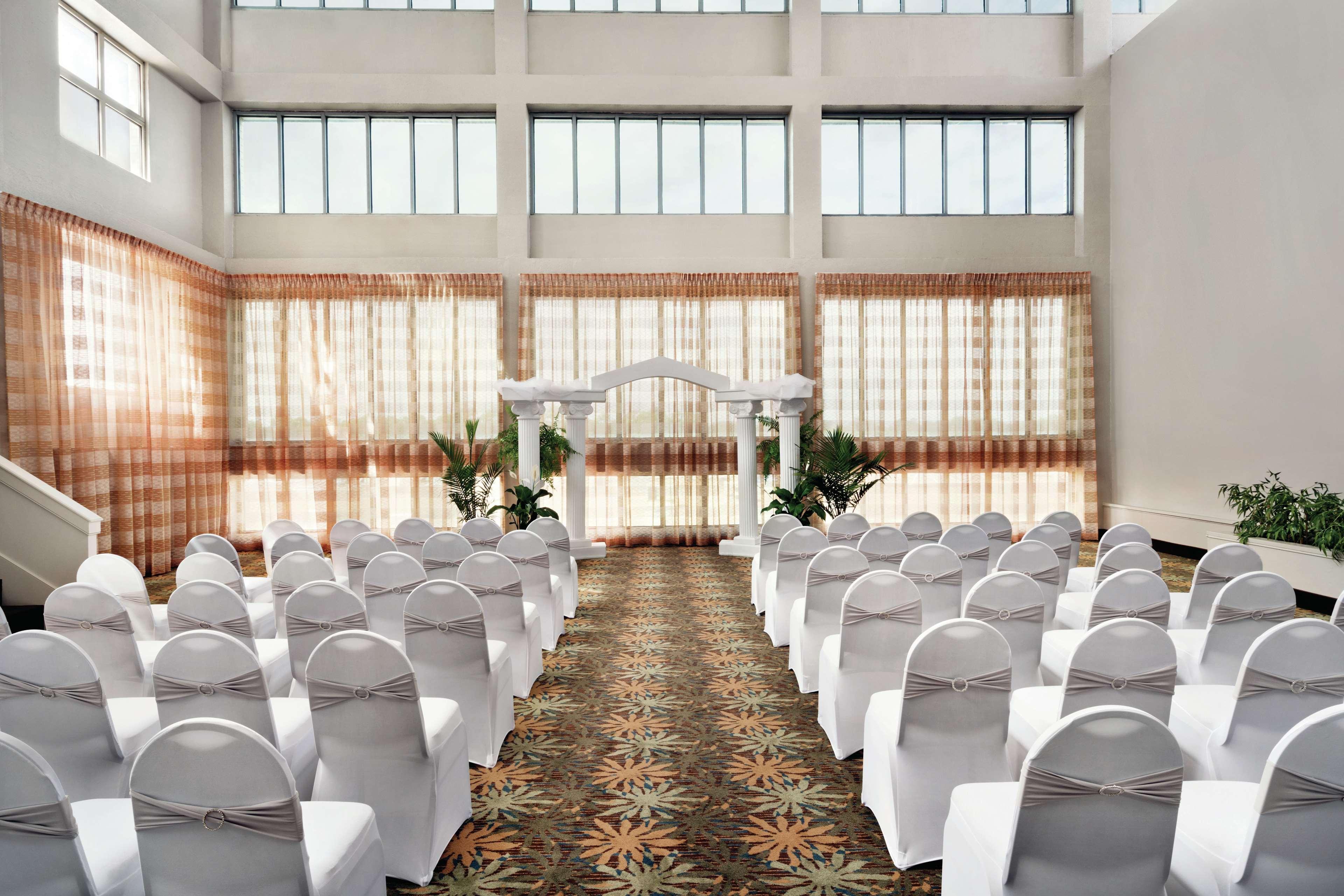 Embassy Suites Brunswick Esterno foto