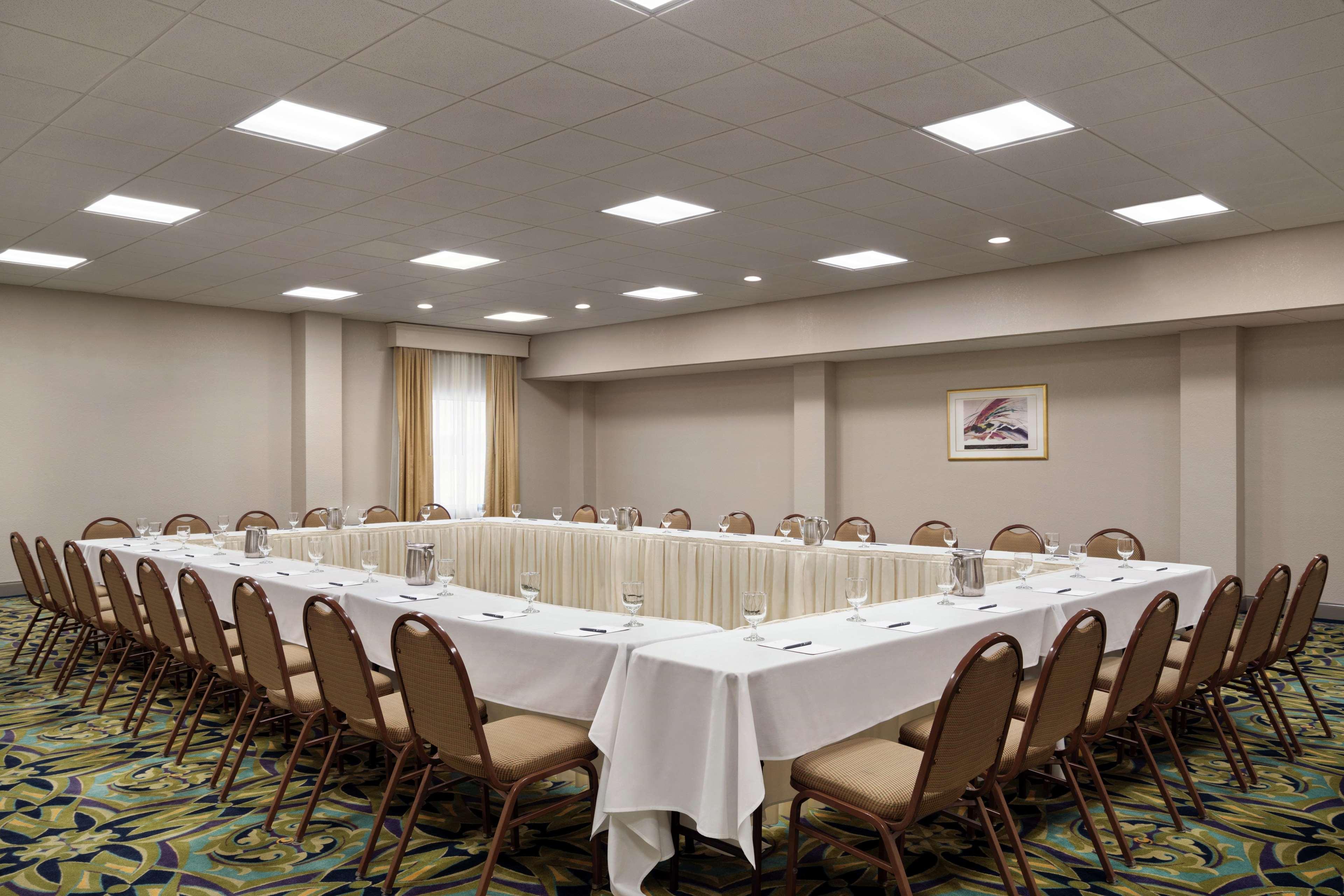 Embassy Suites Brunswick Esterno foto