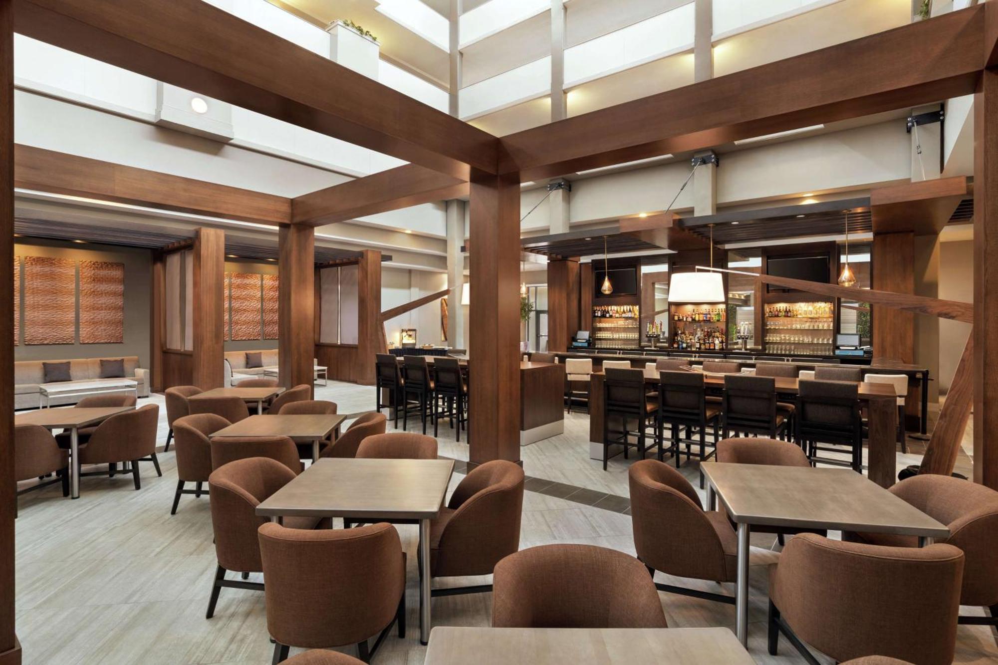 Embassy Suites Brunswick Esterno foto