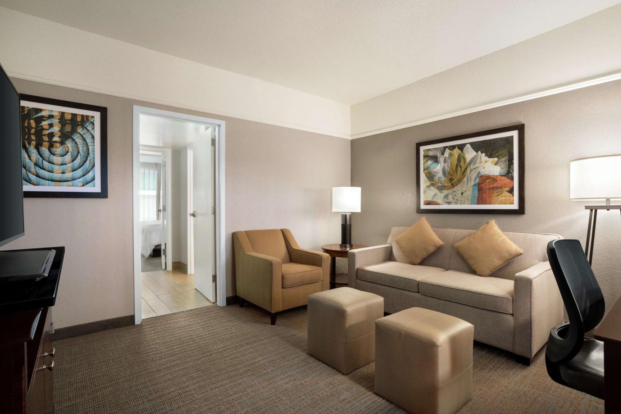 Embassy Suites Brunswick Esterno foto